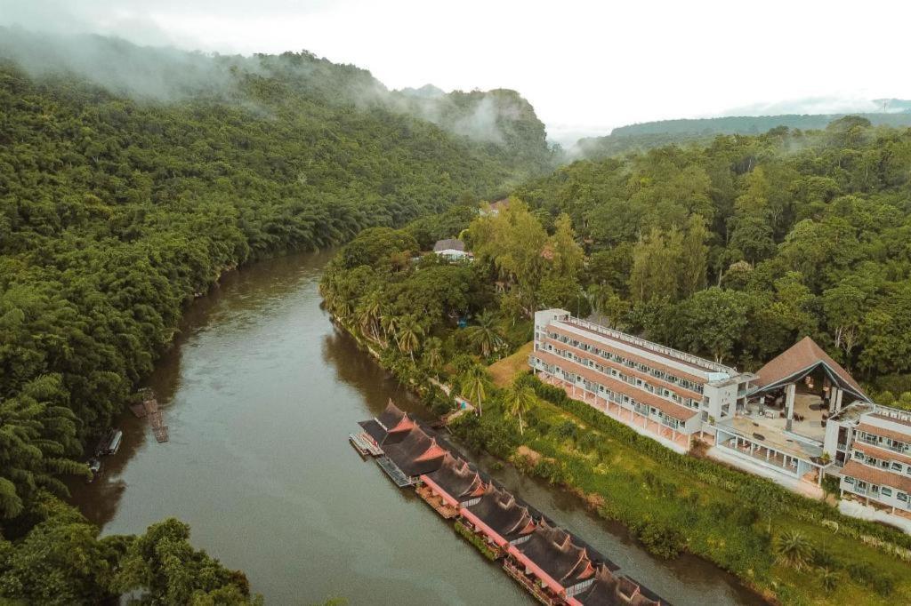 River Kwai Village Hotel Ban Kaeng Raboet Exteriér fotografie
